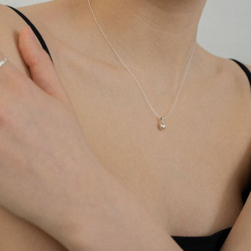 NORMALLEE [Silver 925] Water Bottle Necklace