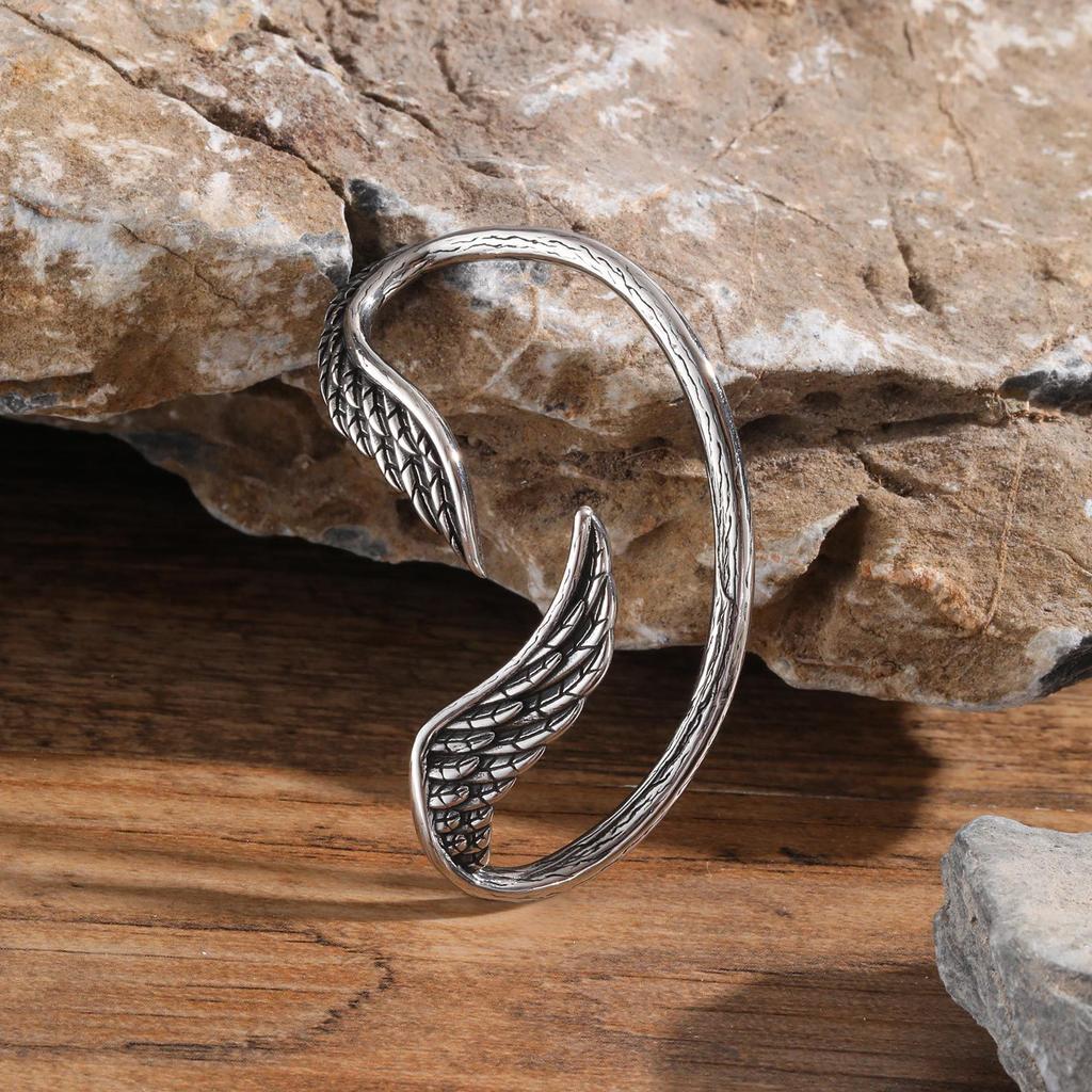 Retro Angel Wing Non - Pierced Ear Clips Stainless Steel Earrings for Men Women Punk Gothic Edgy Jewelry Halloween Accessories