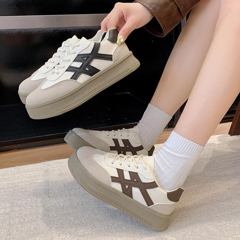 Lightweight German training shoes 2025 autumn and winter thick-soled heightening small white shoes board shoes versatile soft-soled non-slip casua