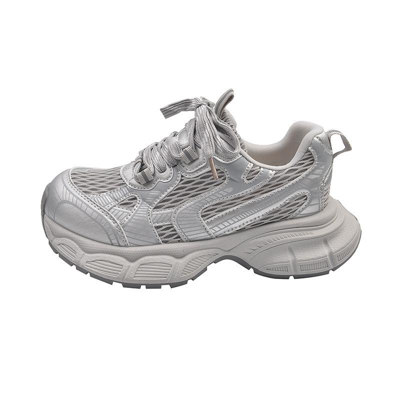 2025 spring new versatile student thick-soled heightening dad shoes for women, comfortable and sweet casual sports style little white shoes