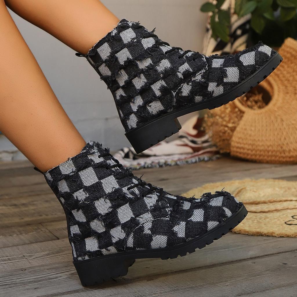 Large size new women's shoes front lace-up square heel Martin boots women's fashion street style mid-tube shoes