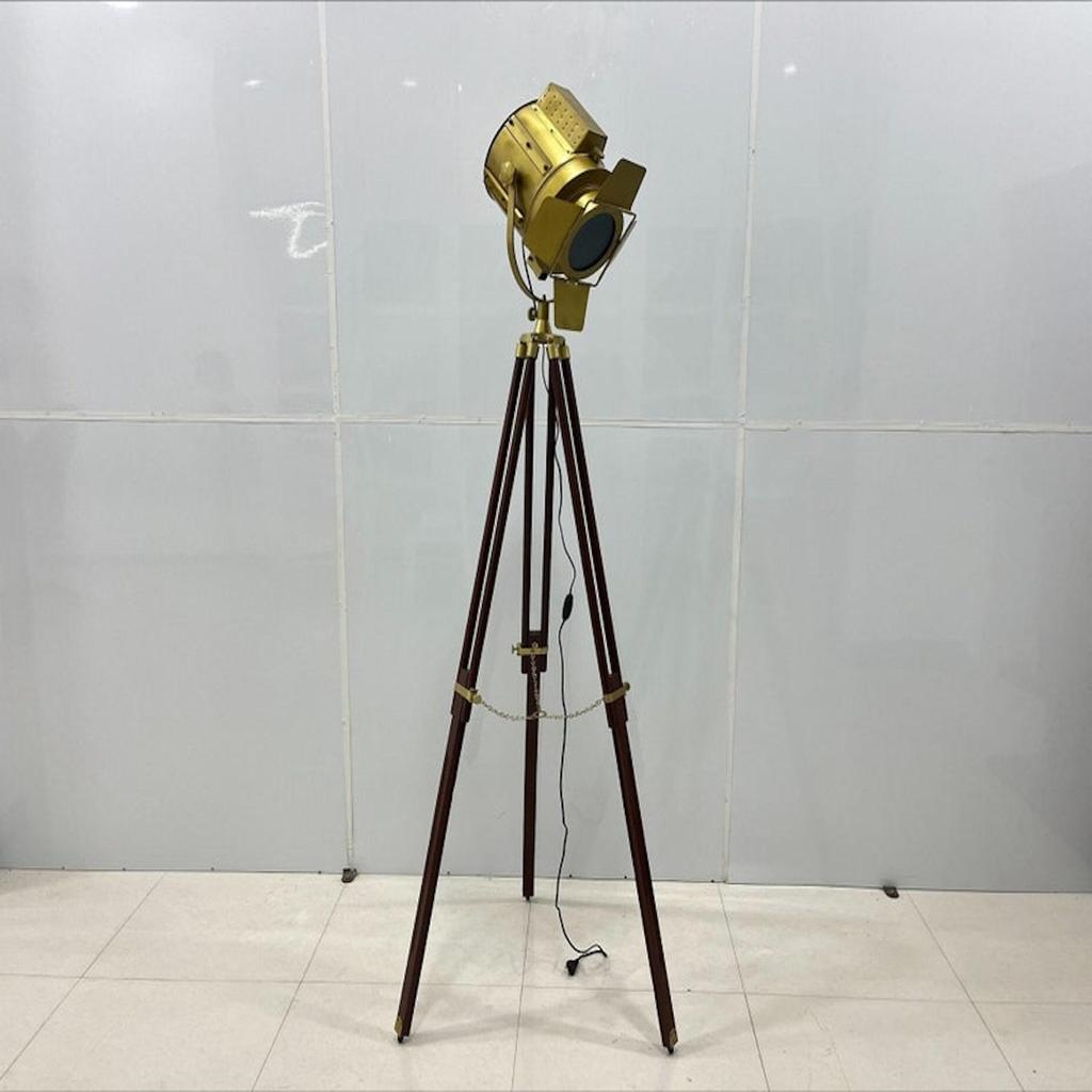 Spot-Scheinwerfer Klappe Antikmessing Stehleuchte Studio-Spot-Scheinwerfer Für Zuhause Büro Raum Dekorativ