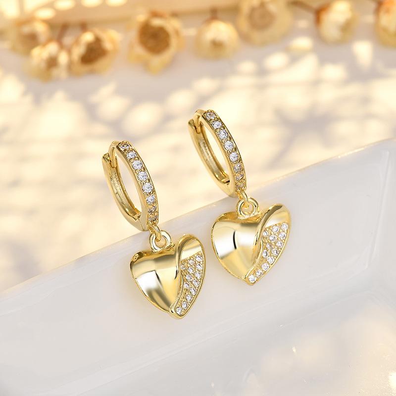 Gold Plated Heart Shaped Earrings for Women with Zirconia Embedded Copper Jewelry Clip On Fashion Accessories