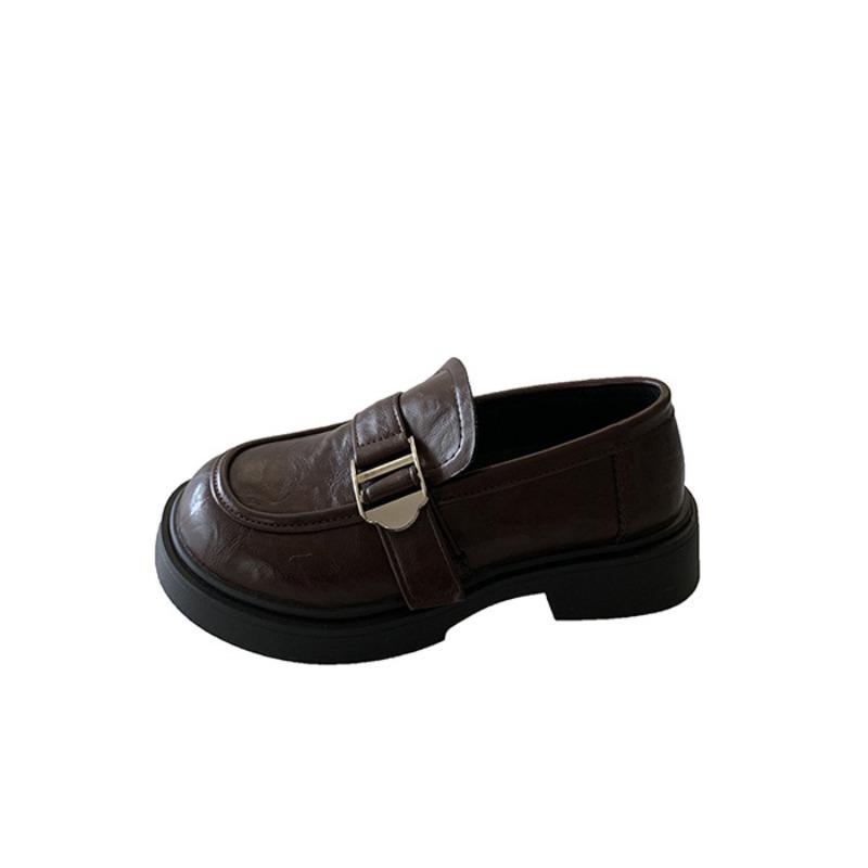 

Flat bottom women s new autumn casual one-pedal small leather shoes women lazy single shoes women 40 темно-коричневого
