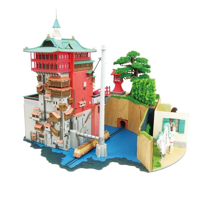 Sankei Studio Ghibli Series Spirited Away Diorama Papercraft MP07-42 (Red, Green, Brown). One Size.