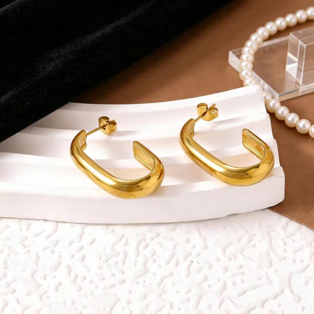 2026 Lightweight Luxury Gold U-Shaped Stainless Steel Earrings for Women