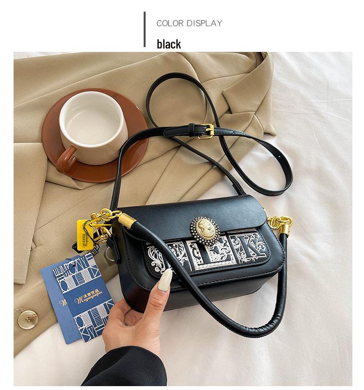 Chic Women's Crossbody Bag - Versatile Square Shoulder Bag with Chain for Autumn