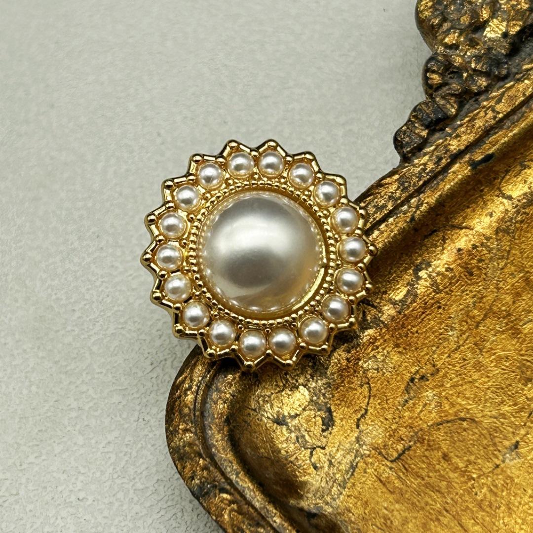 

Medieval Vintage Retro Anti-Pearl Live Ring, Electroplated Real Gold, Fashionable And Versatile, High Sense перлинний