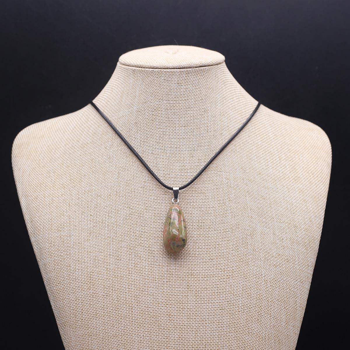 

1 шт. в партии ожерелье из натурального камня, кулон, нерегулярный кристалл, кварц, агат, лазурит, веревочная цепочка, ожерелья для женщин и мужчин, ювелирные изделия, подарки 15 × 25-20 × 30 мм 1Pcs/Unakite