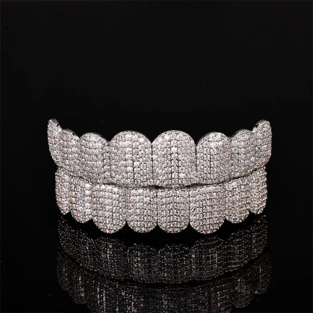 Ensemble Haut et Bas Grillz Dentaires Ensemble Amovible Grillz Dentaires Capuchons Dentaires pour Femmes Hommes