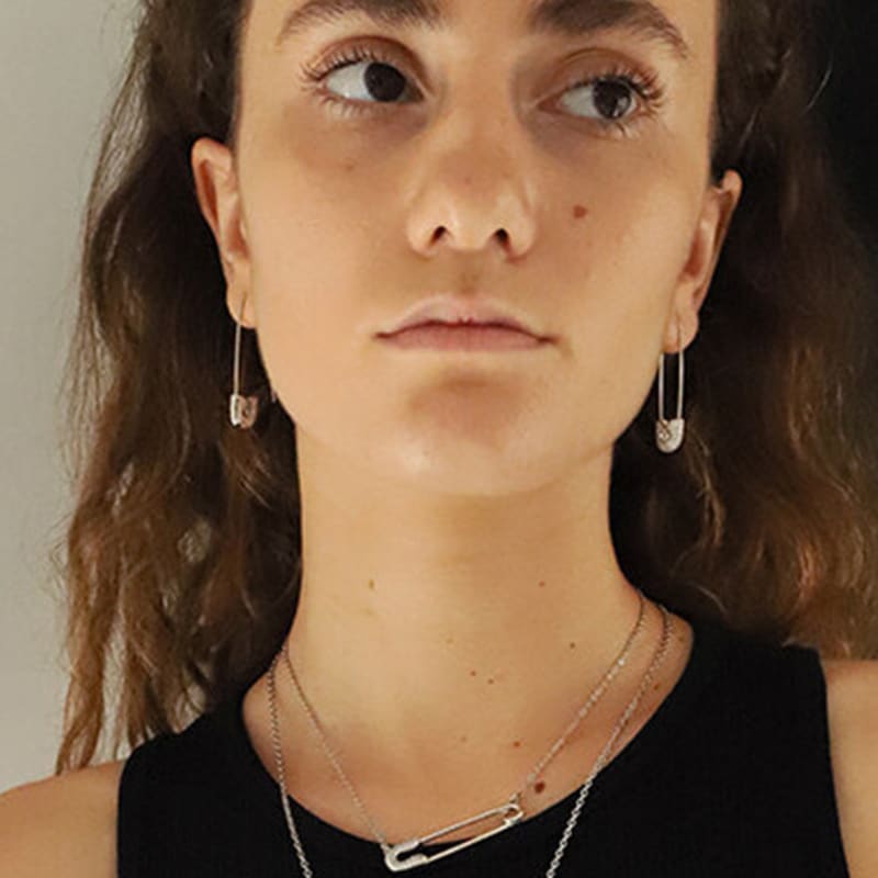 

August Harmony Safety pin necklace (2color) Silver