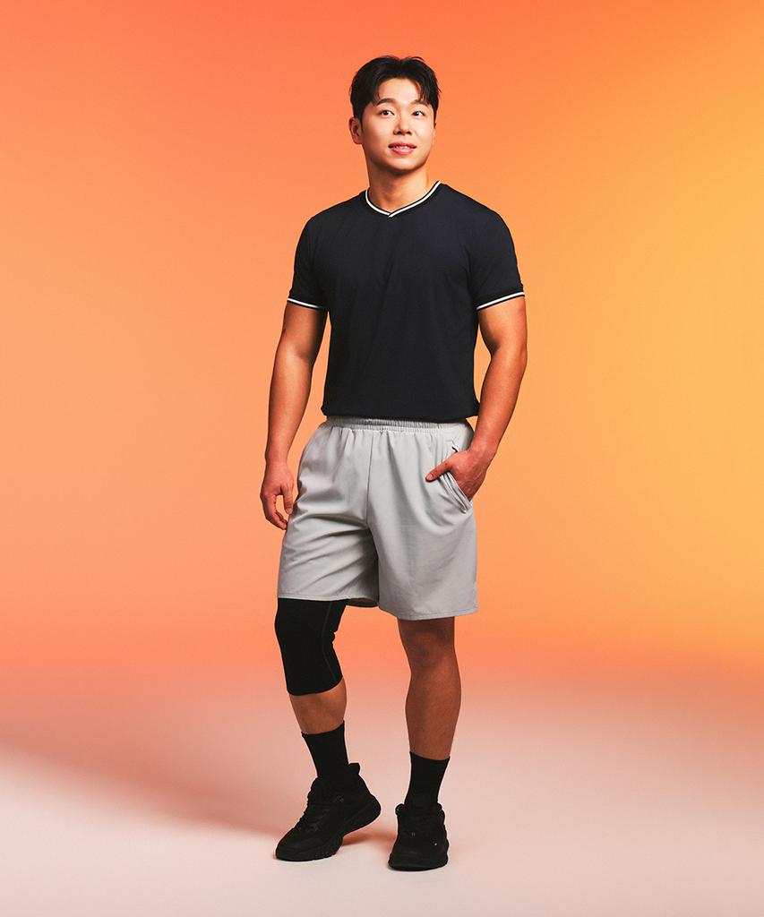 MUSINSA STANDARD SPORTS Dry-Act Muscle Fit Neck-Point Short Sleeve (4 Colors)