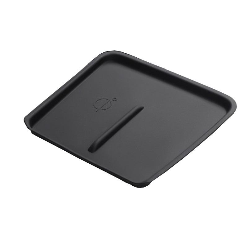 XPeng G9 Center Console Silicone Wireless Charging Mat - Non-Slip Storage Accessory