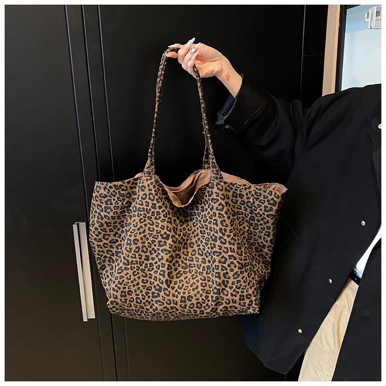Autumn/Winter 2025 Leopard Print Canvas Tote - Large Capacity Mommy & Shopping Shoulder Bag