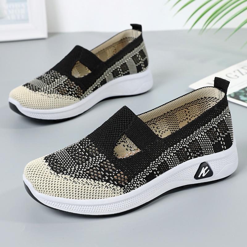 Shoes women's shoes casual shoes flying woven breathable single shoes old Beijing cloth shoes one pedal middle-aged and elderly mother shoes