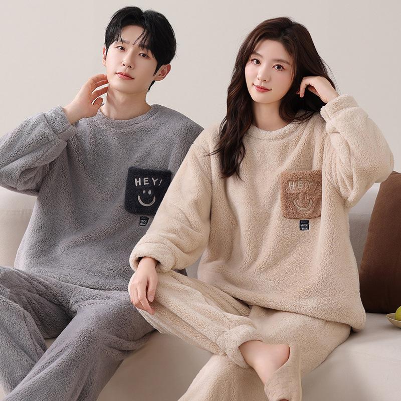 Couple Pajamas Autumn And Winter Winter Coral Fleece Thickened Fleece Flannel Men'S And Women'S Cute Loungewear Set