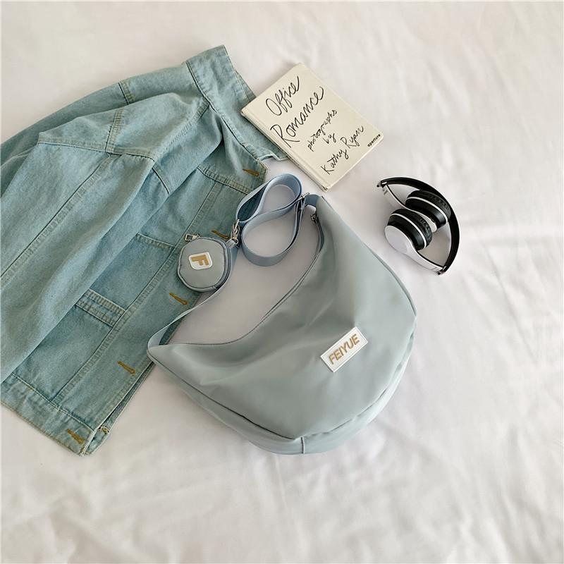 

Нейлоновая водонепроницаемая парусиновая сумка модный тренд весна весна и лето Мори литературный мешок-пельмень студент колледжа однотонный одноплечевой наклонный зип синий