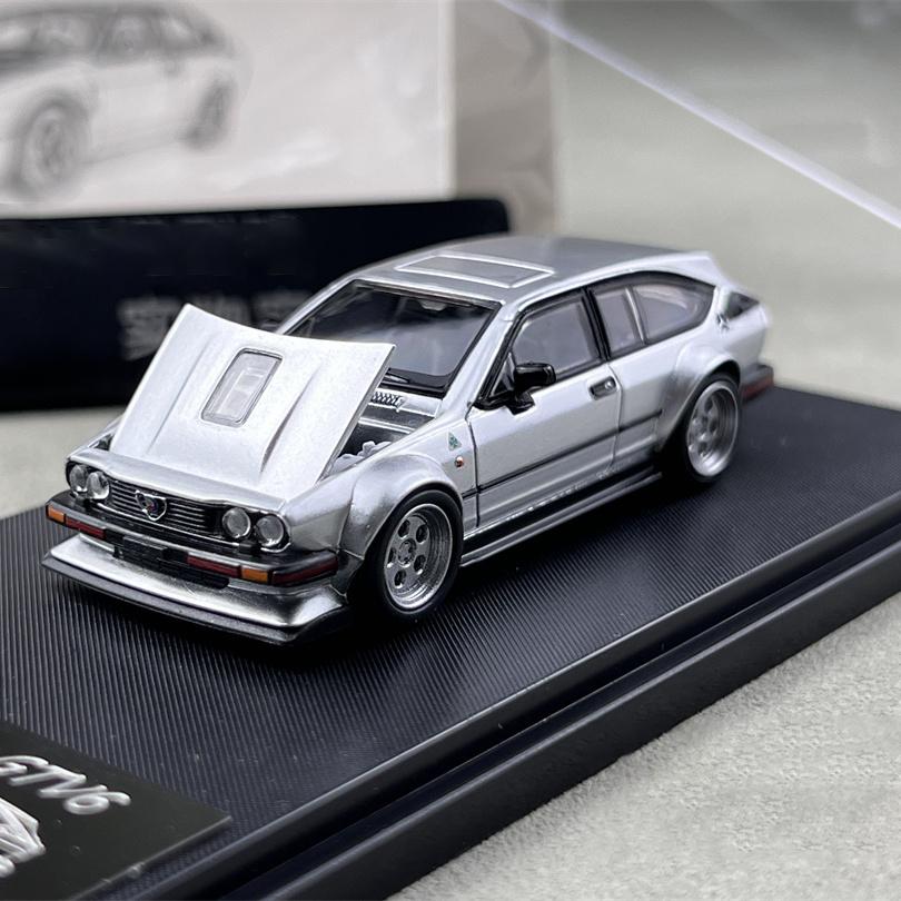 RM 1:64 Alfa Romeo GTV6 Alloy Car Diecasts & Toy Vehicles Car Model Miniature Scale Model Car For Children серебряный