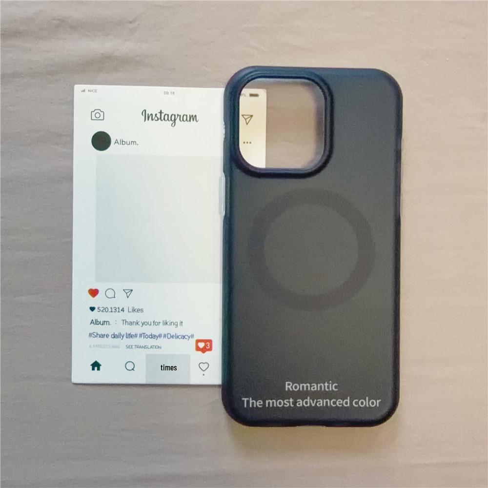 

High-End Electroplated Magnetic Apple 17 Pro Max Phone Case, Compatible with 16 Pro and 15/14 Pro, Double Layer Design. 16
