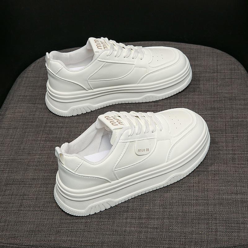 Muffin Platform White Shoes Women's Spring 2025 New Versatile Super Fire Explosion Bread Shoes Heightening Casual Board Shoes