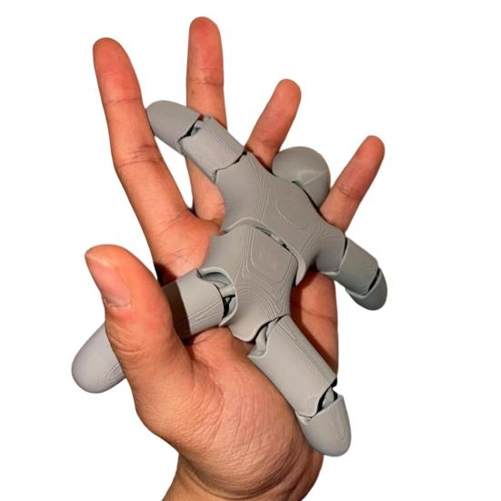 Small Robot Desk Toy 3D Printed Articulated Figure, Movable Joints Figurine, Compact Decompression Office Fidget for Kids Adults, Stress Relief