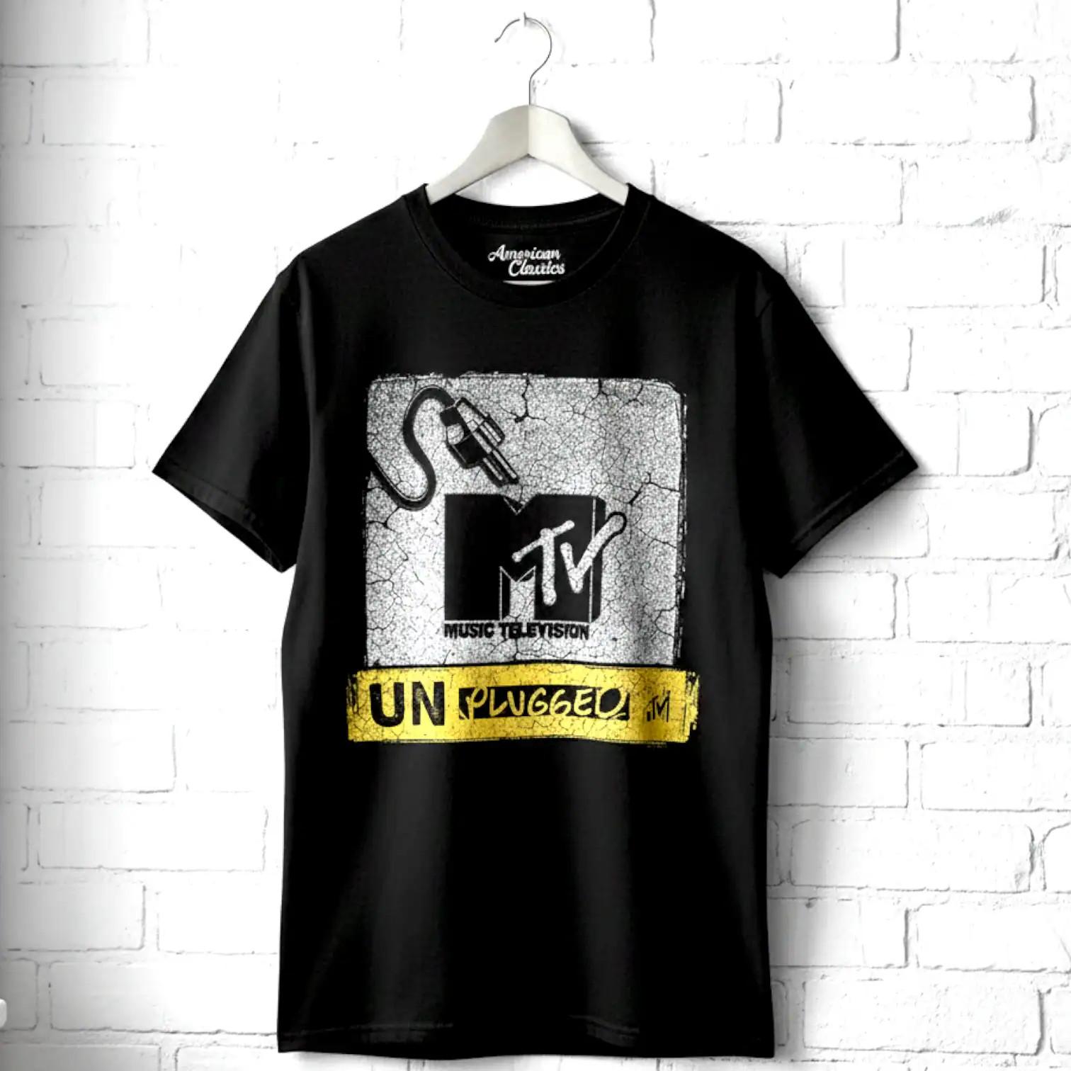MTV Unplugged Cracked Wall Men s T Shirt S