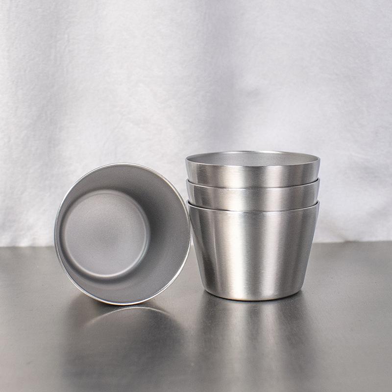 Dvoustěnné nerezové sklenice na víno 304 50ml Malý objem Sklenice na bílé víno Šálek na espresso Mini kuželová sklenice na destiláty