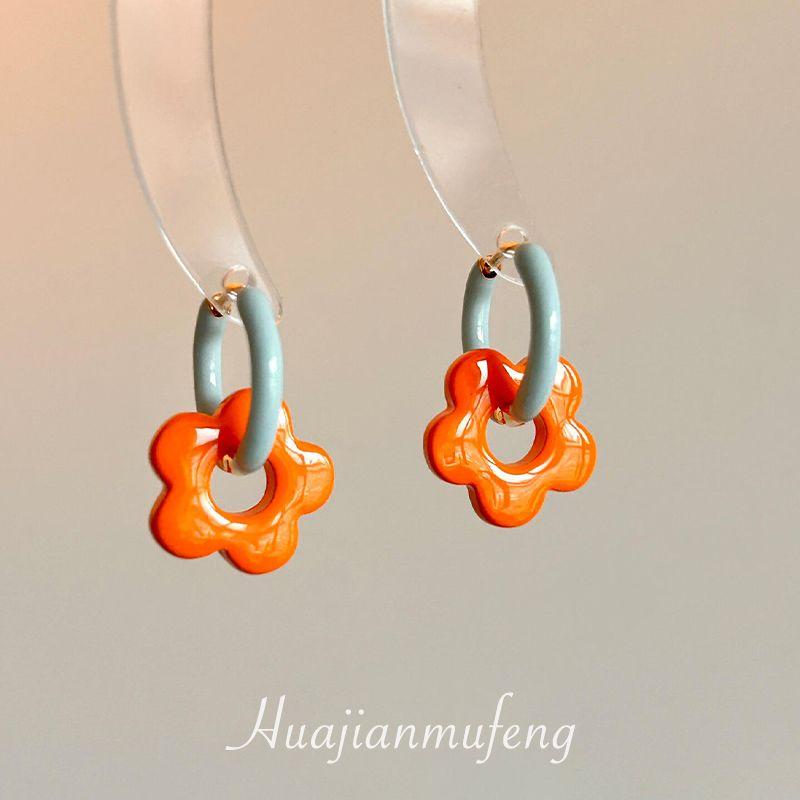 

Spring and Summer Contrast Color ~ Dopamine Flower Earrings Ear Buckle Niche Design Cute Exquisite Colorful Ear Studs Sweet Earrings Pair of orange flower earrings