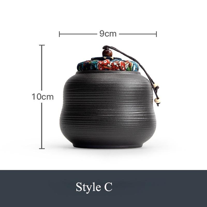 Small sealed ceramic tea canister, moisture-proof Japanese-style storage canister