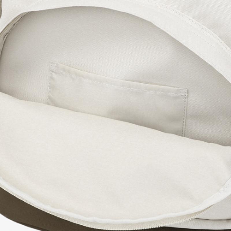 The North Face Medium Standard Backpack White Nm2dr51k