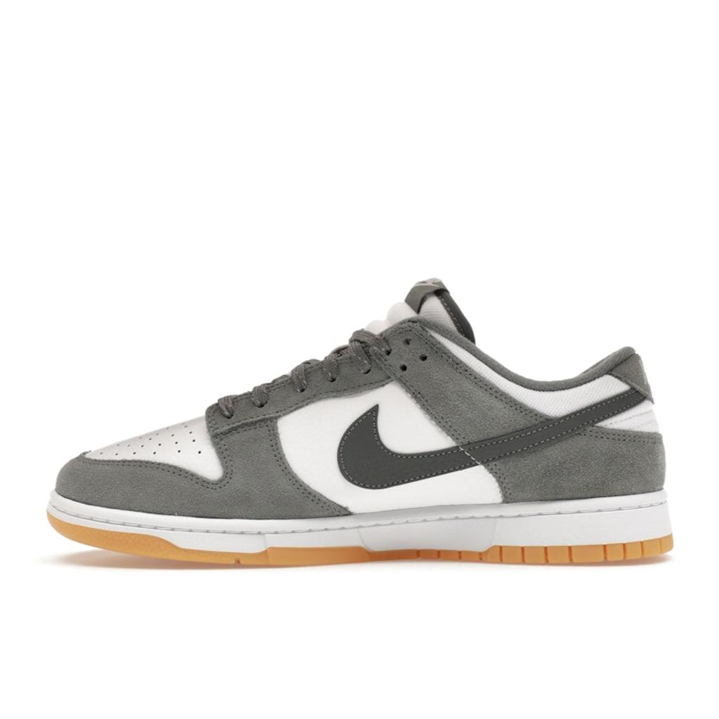 

Nike Dunk Low Smoke Grey Gum Unisex Sneakers FV0389-100 EU 41
