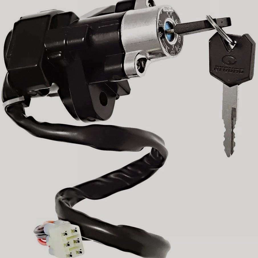 Motorcycle Accessories: Ignition Switch & Key for GSXR600/750 (2004-2005)