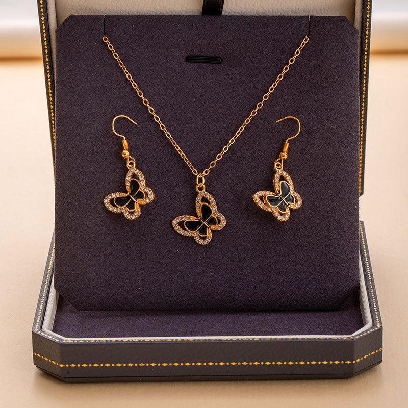 Simple Full Diamond Earrings Necklace Set Retro Love Butterfly Collarbone Chain Ear Hook Women'S Fashion Versatile Jewelry