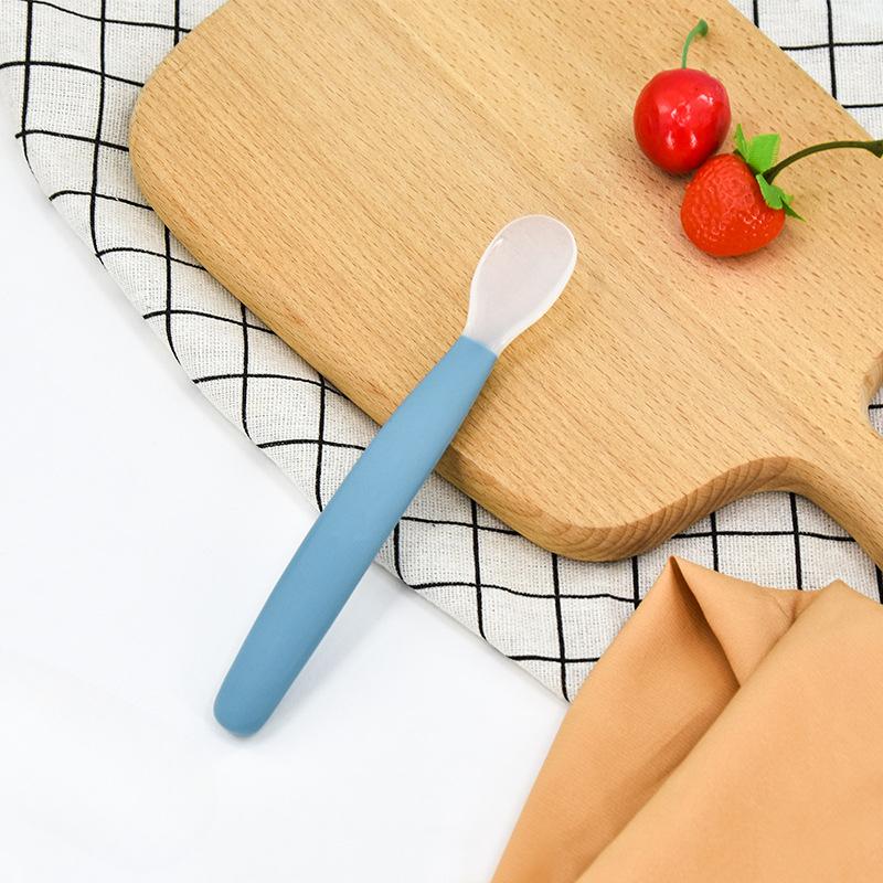 Cucchiaini Morbidi in Silicone per Neonati e Bambini Utensili per l'Alimentazione con Acqua per Neonati e Bambini Piccoli Cucchiaini Morbidi con Punta per Pappa di Riso e Zuppa