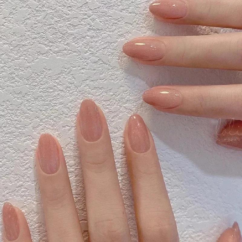 24 Pièces Pointes d'Ongles Rose Nude Courtes Tête Ronde Faux Ongles avec Motif Portables Finis Faux Ongles Couverture Complète Press-on Nails
