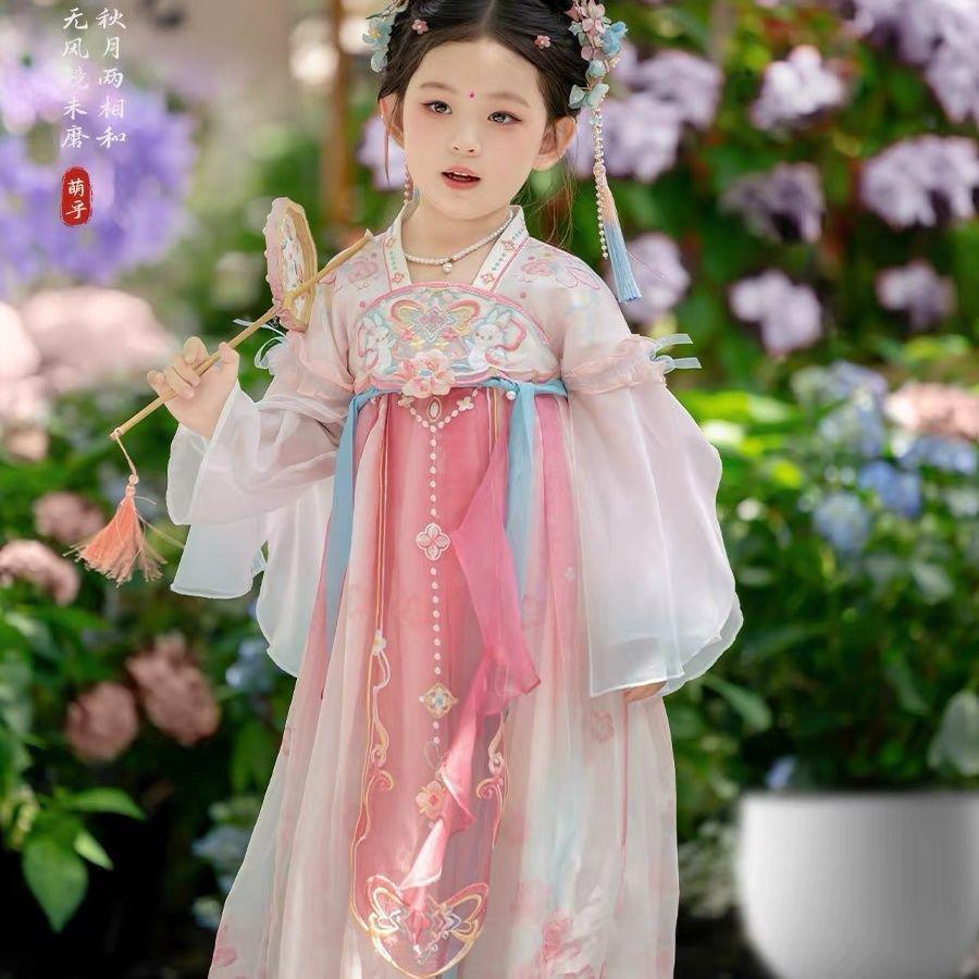 2026 Spring/Autumn Children's Hanfu: Fairy-Inspired Chang'e Ancient Style Dress for Little Girls