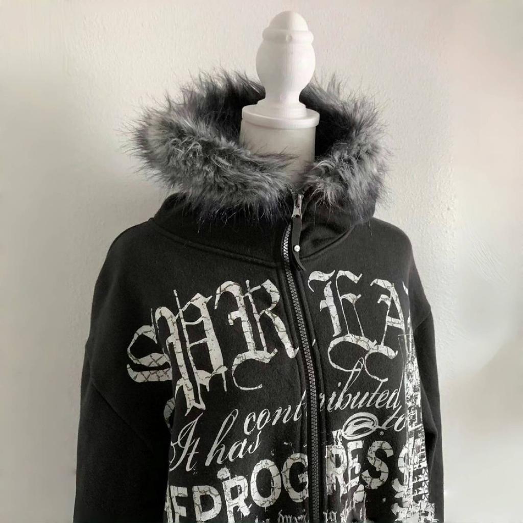 Gotyckie kurtki Harajuku Y2k Amerykańskie vintage Czarne bluzy ze sztucznego futra Kobiety Z nadrukiem liter