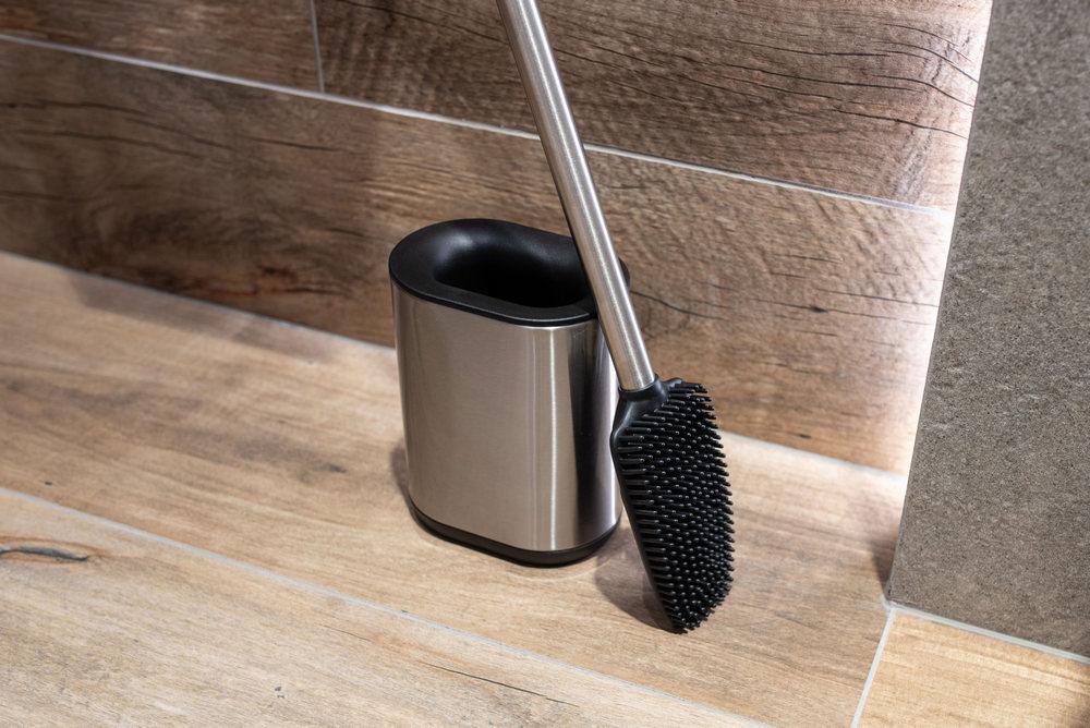 TPR TOILET BRUSH