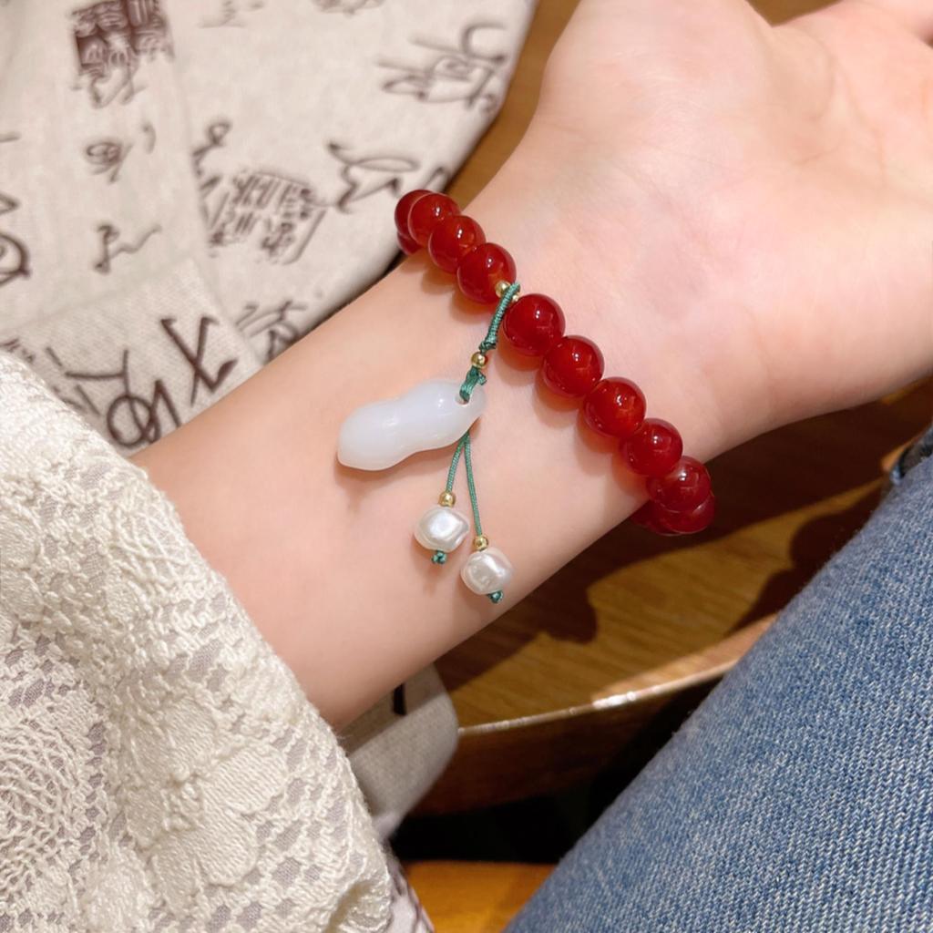 Red Beaded Natural Stone Bracelet: Chinese-Inspired, Medieval-Style, Versatile and Elegant