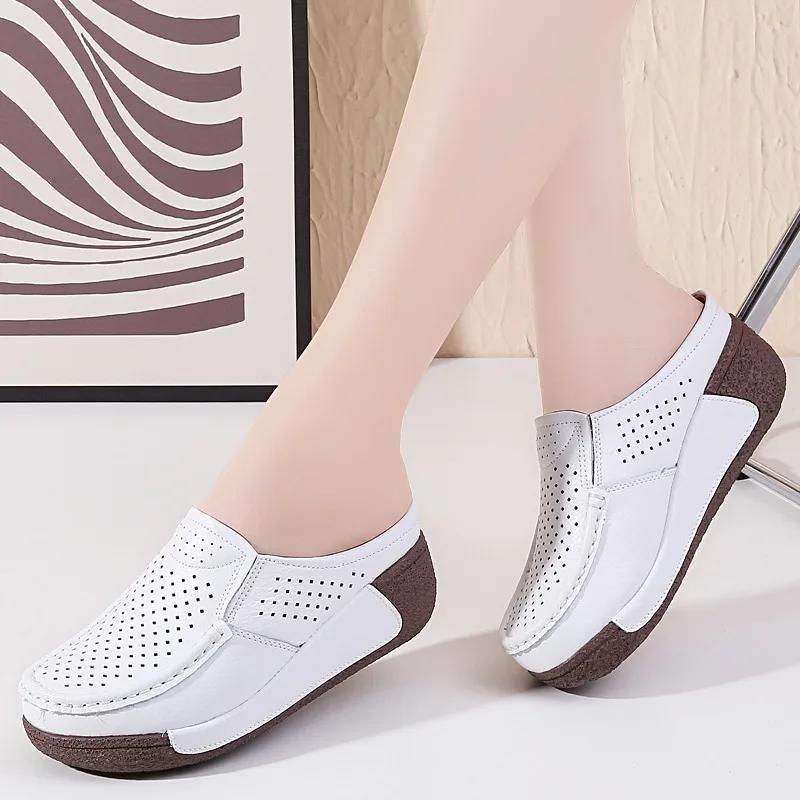 

Женские шлепанцы на танкетке с вырезами, летние женские удобные дышащие сандалии на платформе, женские шлепанцы из натуральной кожи, повседневная женская обувь 35(22.5cm) белый