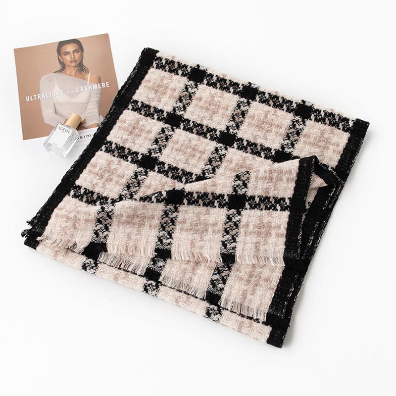

Black and White Pure Wool Scarf Light Luxury and High End Small Fragrant Style Braided Large Size Warm Shawl 200*55*2*4