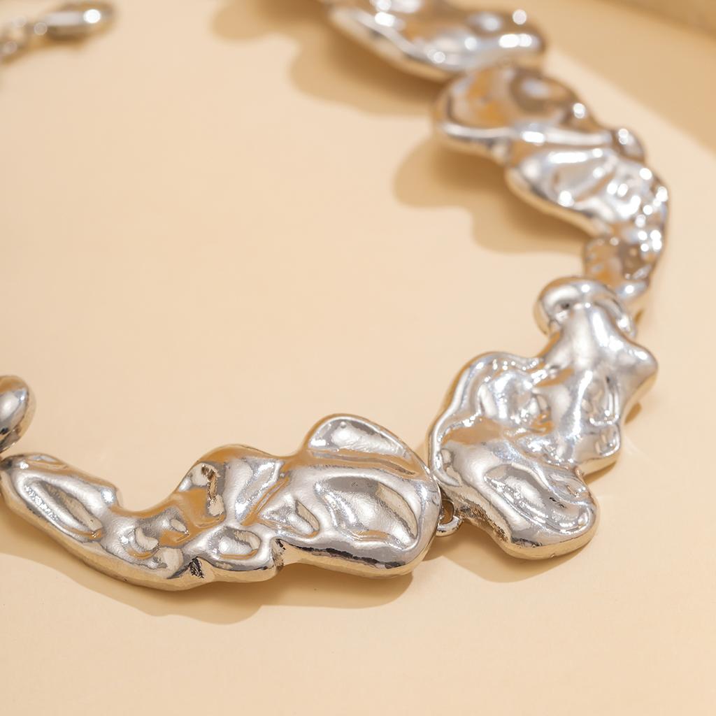Übertriebene unregelmäßige große dicke Metall-Choker-Halskette für Damen Trendiger klobiger Kragen am Hals Accessoires Modeschmuck Damen