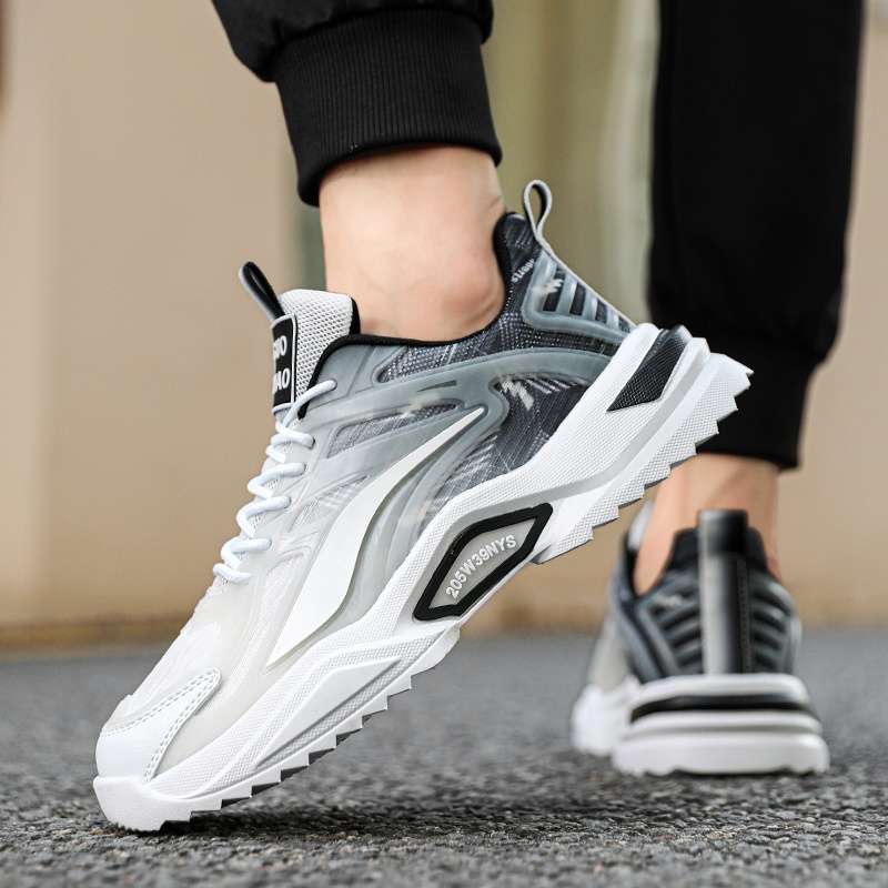 Men's shoes summer 2025 new breathable mesh youth running sports shoes casual non-slip heightening dad trendy shoes