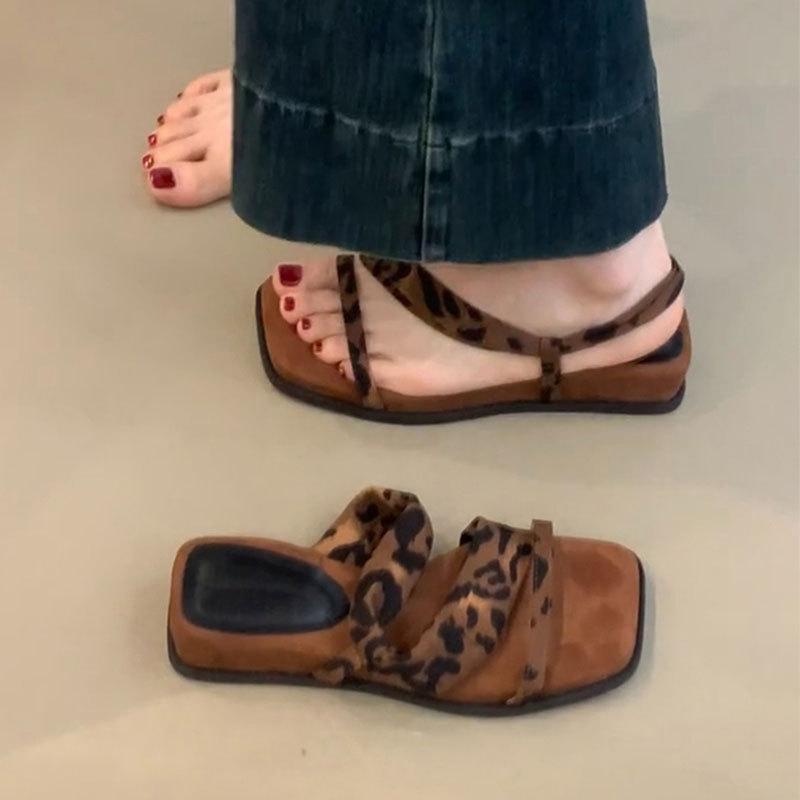 

JX beautiful leopard print slippers women s summer wear new with skirt square head open toe niche two wear sandals 40 цветной печати леопарда