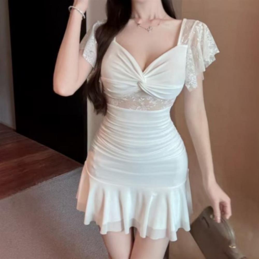 New Arrivals Open Run Women Heart Neck Lace Shirring Mini Dress