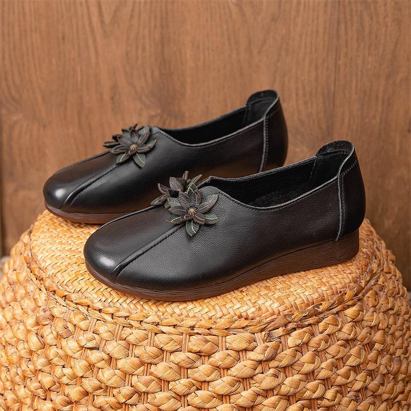 Fashion Genuine Leather Women Flat Shoes With Slip On Casual Ballet Flats Female Comfortable Wedge Shoes Retro Mom Single Shoes