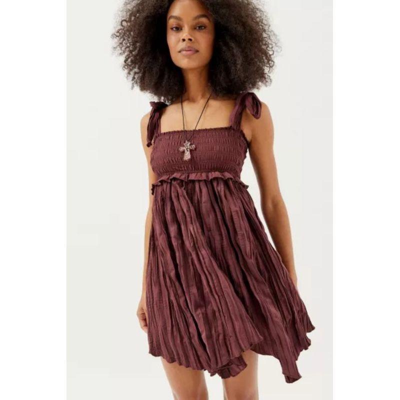 

UO Two-Way Design Pleated Wrinkle Feeling A- Style Hemline + Elastic Shrink Wrinkle Wrapped Chest Full Open Shoulder Strap Dress Brown red M