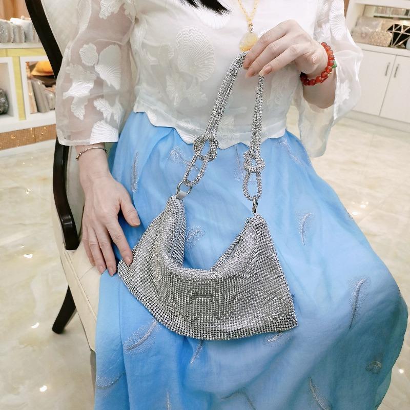 

Rhinestone bag women s new trendy light luxury full diamond armpit bag niche design diamond-encrusted portable shoulder bag