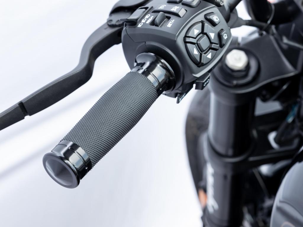 Kijima HD-04798 Bike Grip, Metra, Left and Right Set, Sportster S ('21-)/Nightstar ('22-)