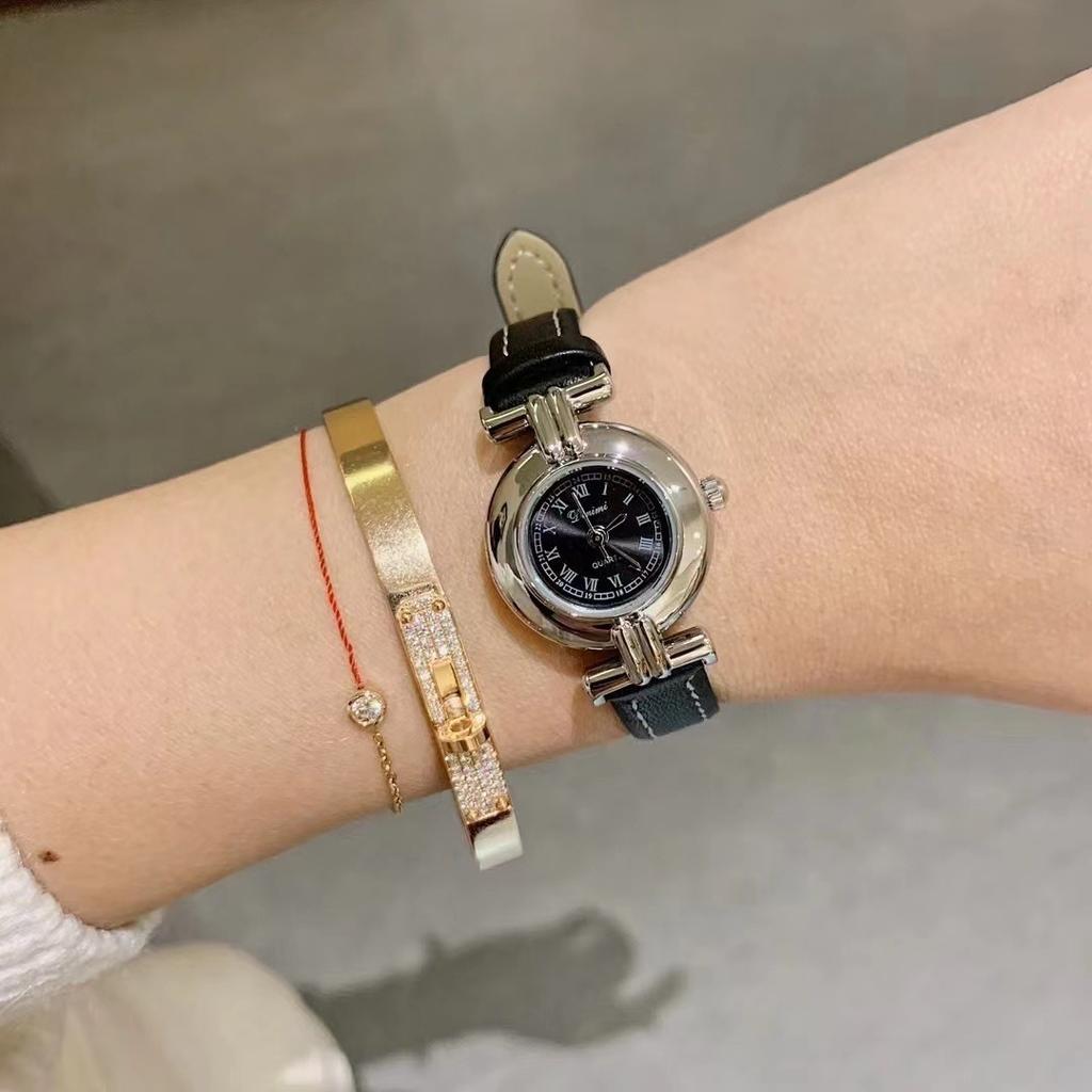 Damen Mini Kleine Zifferblatt Einfache Römische Retro Uhr Leder Feines Armband Nische Leichter Luxus Damen Uhr